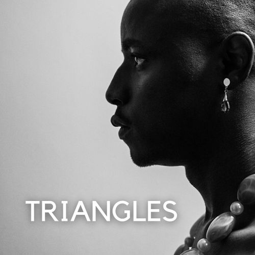 playing Triangles by Ta Liebe